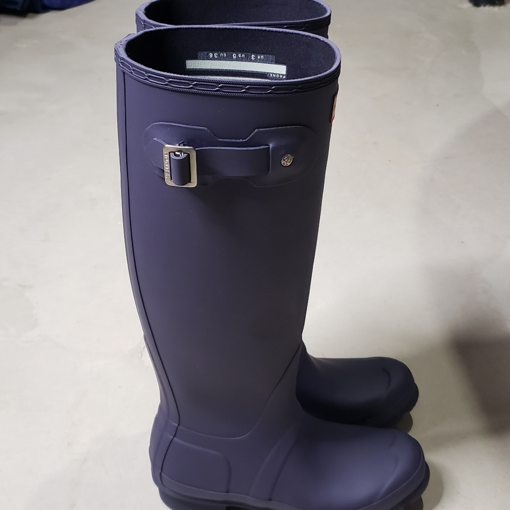 Hunter Original Tall Waterproof Rain Boot purple sz (5) MSRP $160 NEW - Picture 8 of 13